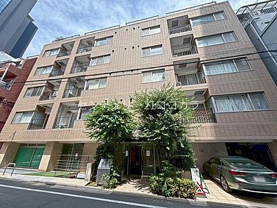 外観：デュオ・スカーラ西新宿