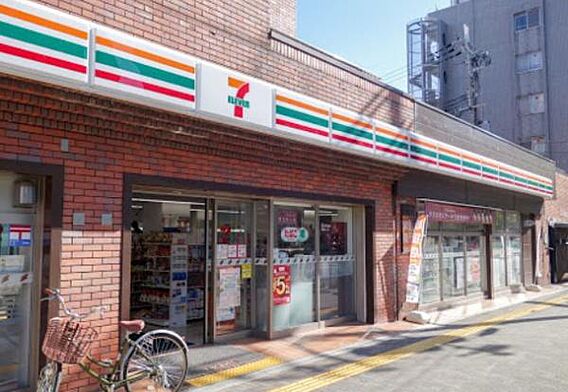 セブンイレブン...