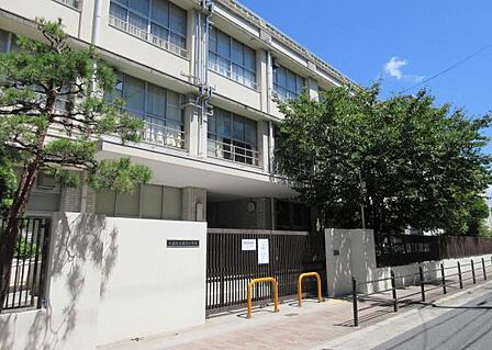 大阪市立榎本小学校まで414m