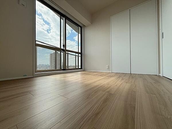 洋室を拡大表示