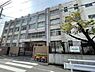 周辺：大阪市立大池小学校まで818m