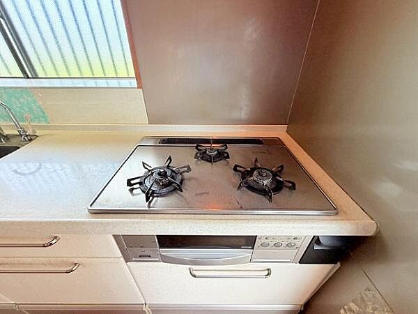 キッチンを拡大表示