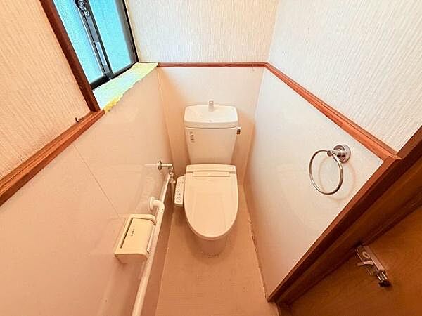 トイレを拡大表示