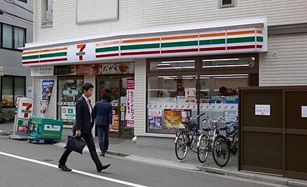 セブンイレブン渋谷初台1丁目店まで246m