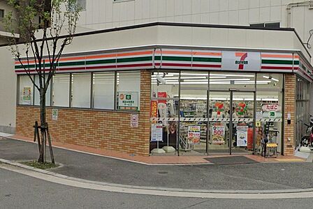 セブンイレブン大阪南堀江4丁目西店まで91m