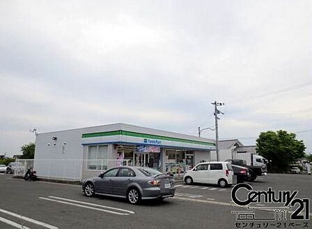 ファミリーマート生駒壱分インター北店まで850m