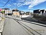 その他：■現地撮影写真■前面道路6．4ｍと開放感溢れる広さです！