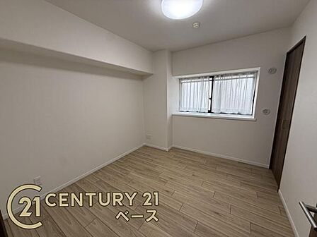 クロス、ＣＦを張替えたキレイな洋室です！