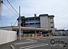 周辺：セブンイレブン大和高田三倉堂南店まで887m