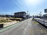 その他：■現地撮影写真■ 前面道路は6ｍ以上と広くゆったりしています。