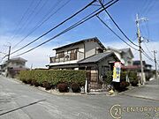 ■現地撮影写真■ 敷地面積55坪超の東南角地！南道路向かいは公園、西側は畑で抜け感・日当たり良好です！