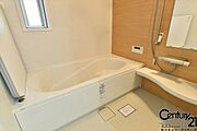 ■ゆったり1坪サイズの浴室！足を伸ばしての入浴は疲れも癒してくれます！■