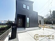 ■長期優良住宅認定物件！耐震等級3の地震に強安心の邸宅！雨で汚れを洗い流してくれるセルフクリーニング機能付き外壁！お気軽にお問い合わせください！■