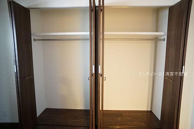 収納 プレサンスロジェ丸の内テラス 2階/-