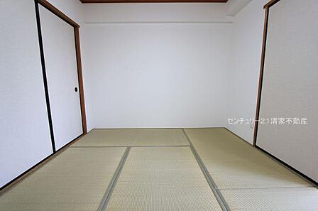 小さなお子様のお世話に大活躍の和室(2025年06月撮影)