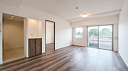 ガーデンホーム東寺尾ヒルズ 3LDKのリビング/ダイニング