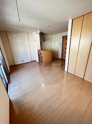 メルベーユ 208 2階ワンルームのリビング/ダイニング