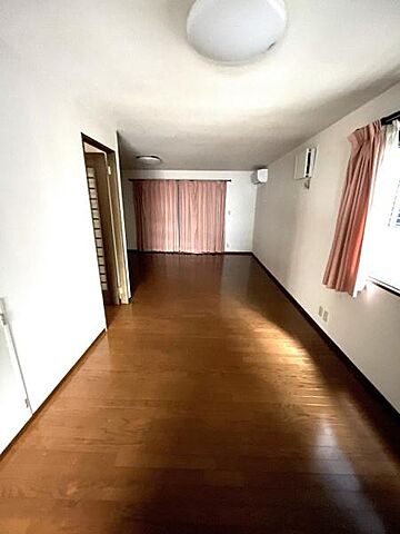 リビング/ダイニング 彦根市西今町