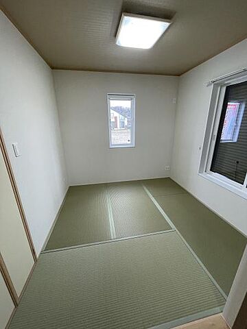 室内 彦根市大堀町