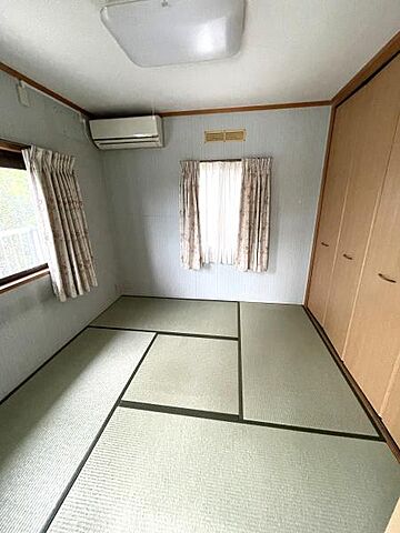 室内 彦根市正法寺町