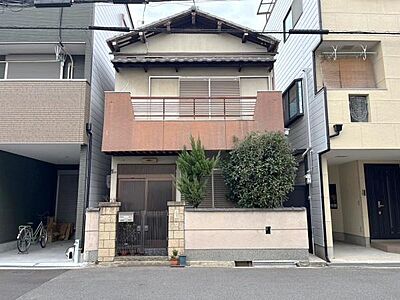 外観：【外観】昭和52年8月築長く住みやすい2階建て戸建