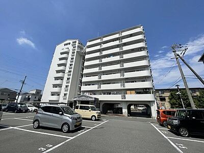外観：大阪メトロ御堂筋線「北花田」駅が徒歩24分！