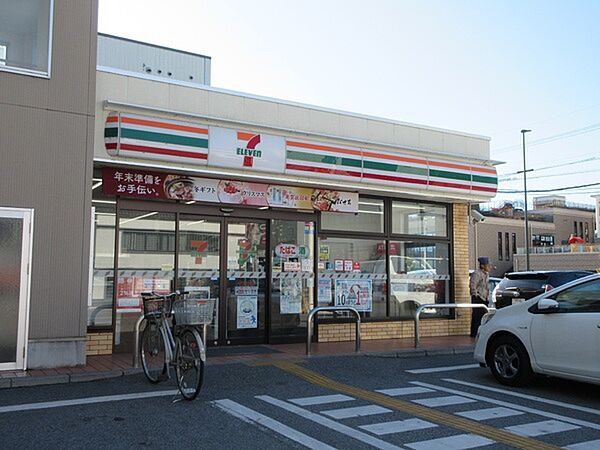 セブンイレブン長浜駅前店まで385m