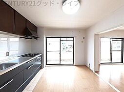 レジデンス奥屋敷 2階3LDKのリビング/ダイニング