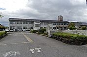 長浜市立高月小学校まで1593m