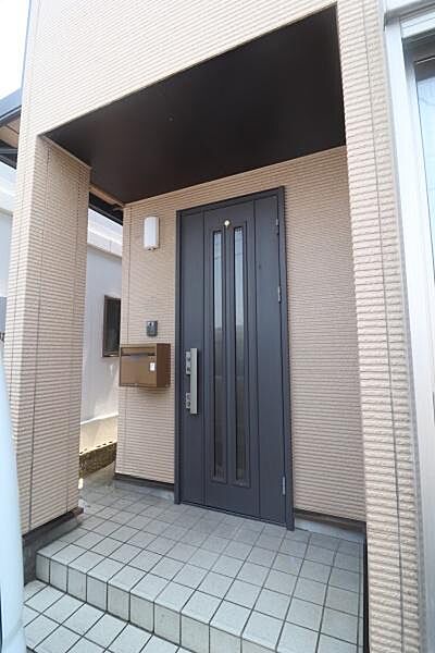 玄関を拡大表示