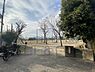 周辺：朱雀公園まで289m