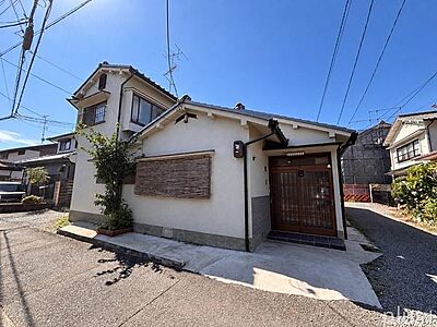 外観:※AI技術を用いて一部加工しており、現況と異なる場合がございます。予めご了承くださいませ。 外観:※AI技術を用いて一部加工しており、現況と異なる場合がございます。予めご了承くださいませ。