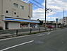周辺：ローソン太秦荒木町店まで411m