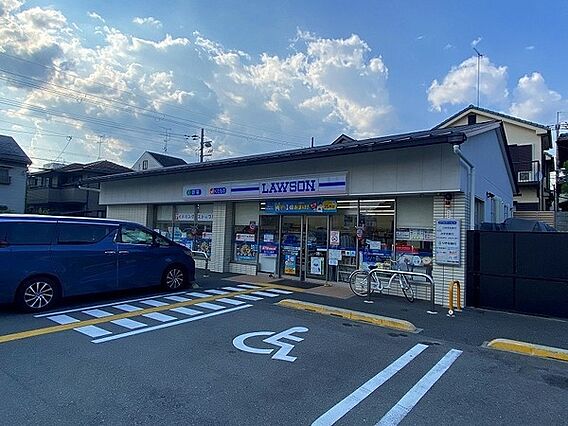 ローソン京都平...