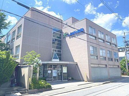 医療法人令寿会しまばら病院まで649m