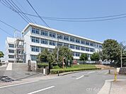 綾瀬市立城山中学校まで1530m