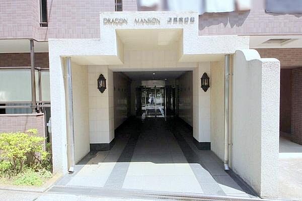 エントランスを拡大表示