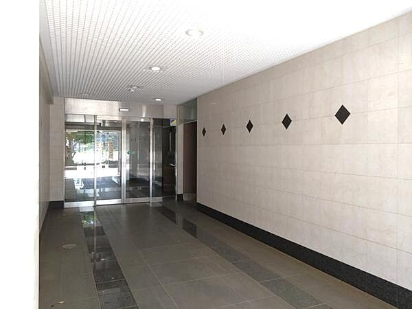 エントランスを拡大表示