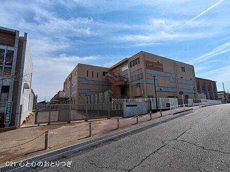 大和市立光丘中学校まで1405m