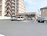 周辺：セブンイレブン松戸西馬橋広手町店まで738m