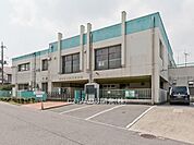 酒井根保育園まで800m