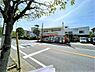 周辺：デイリーヤマザキ松戸小金原店まで350m
