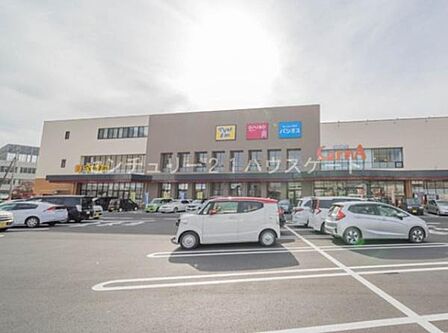 かましんカルナ駅東店まで590m