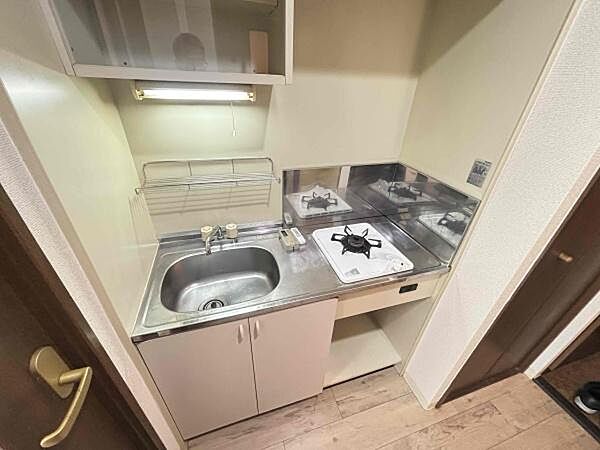 キッチンを拡大表示