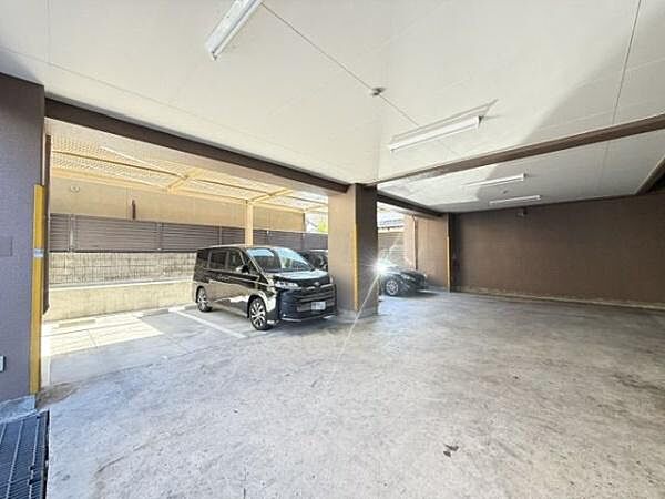 駐車場を拡大表示
