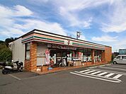 セブンイレブン綾瀬早川虚空蔵橋店まで1120m