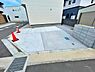 駐車場：車は並列で2台駐車できます！