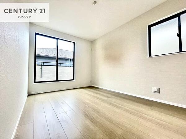 寝室を拡大表示