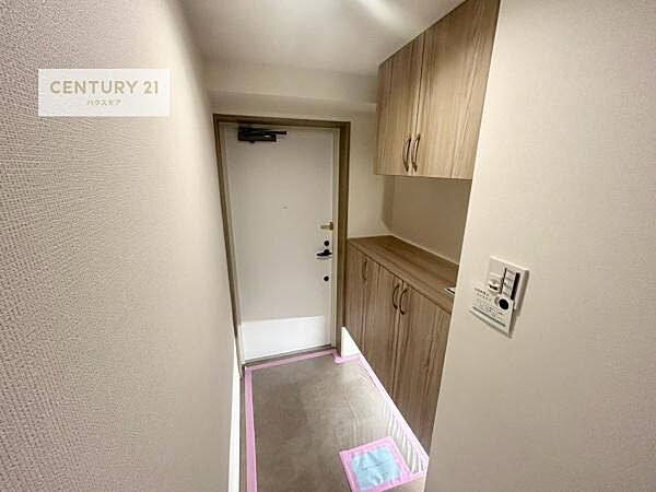 玄関を拡大表示