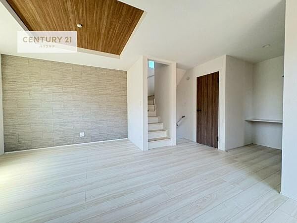 リビング/ダイニングを拡大表示
